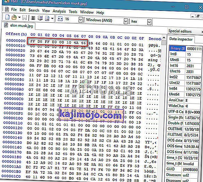 Verifying the firs characters with the Hex Editor